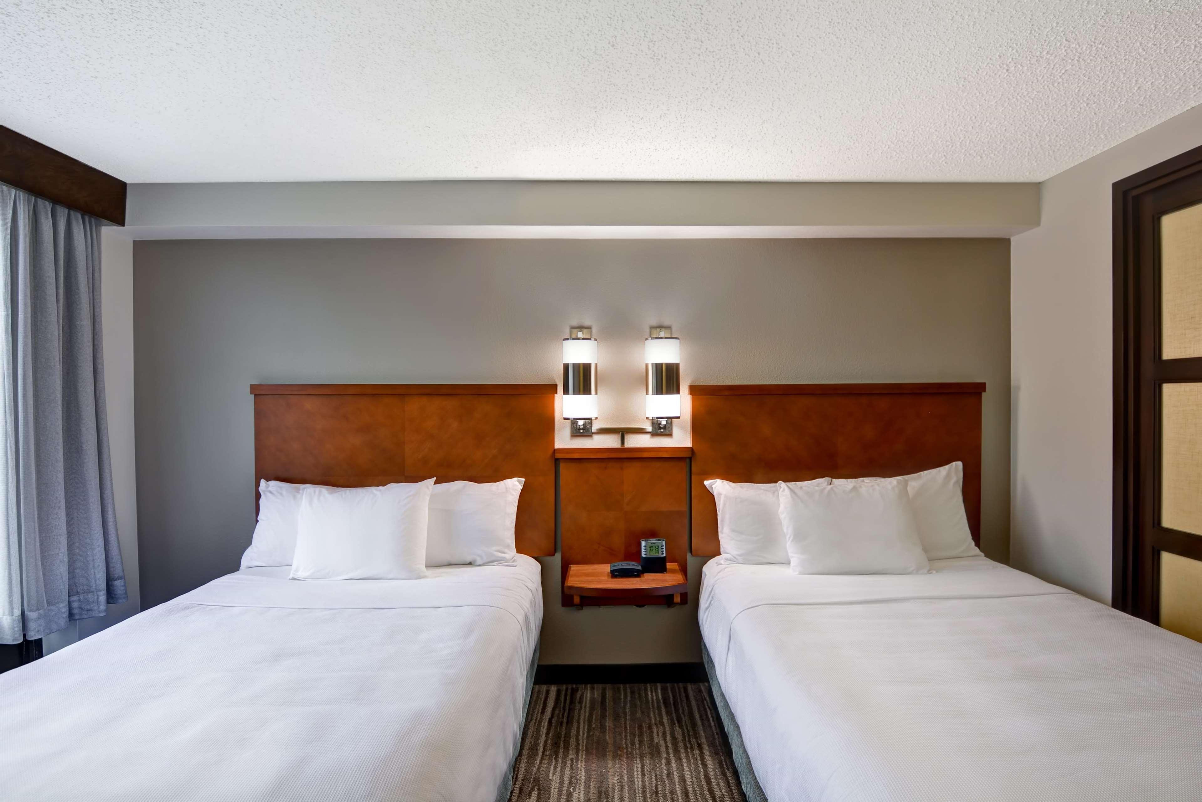 Hyatt Place Birmingham/Хувър Екстериор снимка
