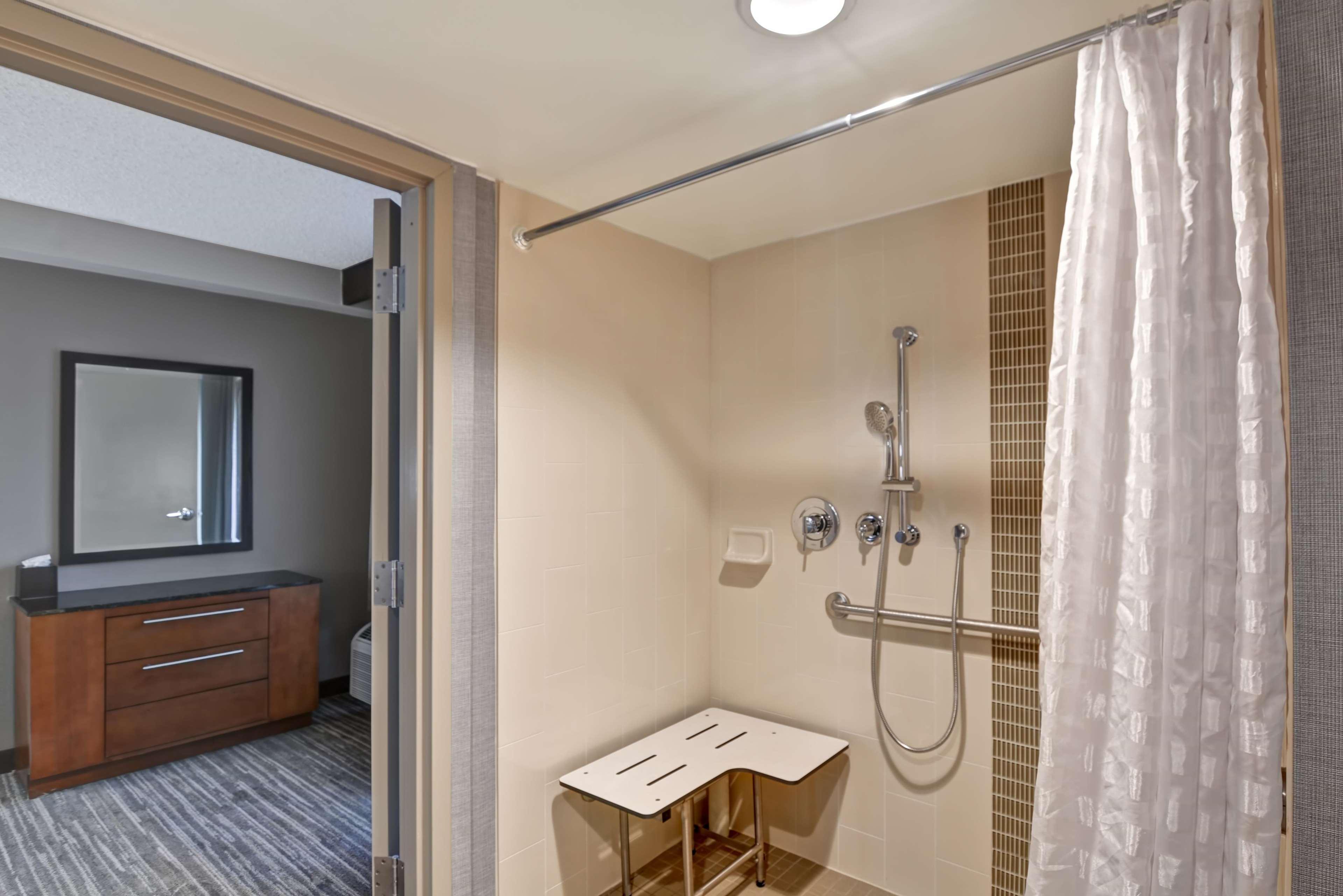 Hyatt Place Birmingham/Хувър Екстериор снимка