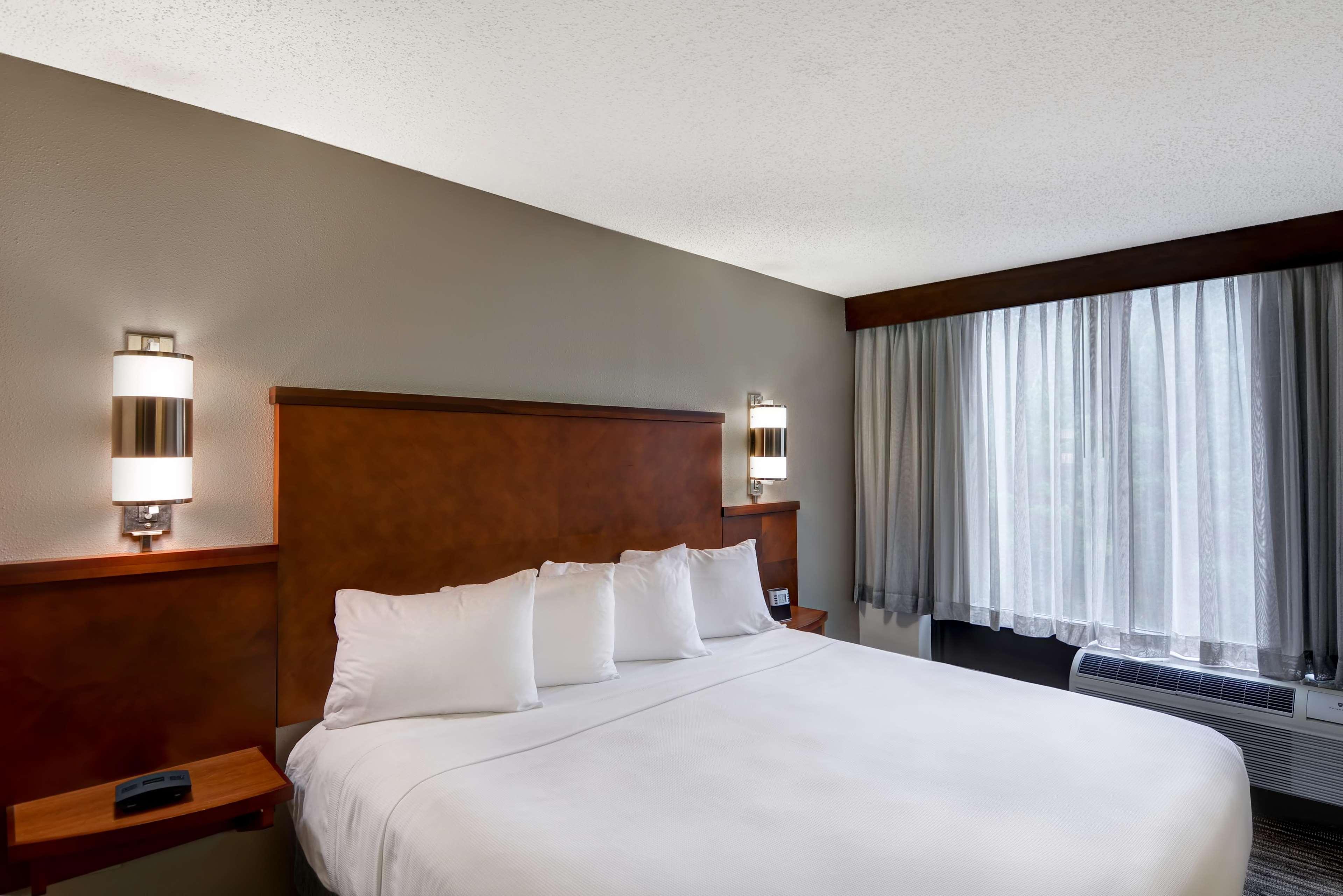 Hyatt Place Birmingham/Хувър Екстериор снимка