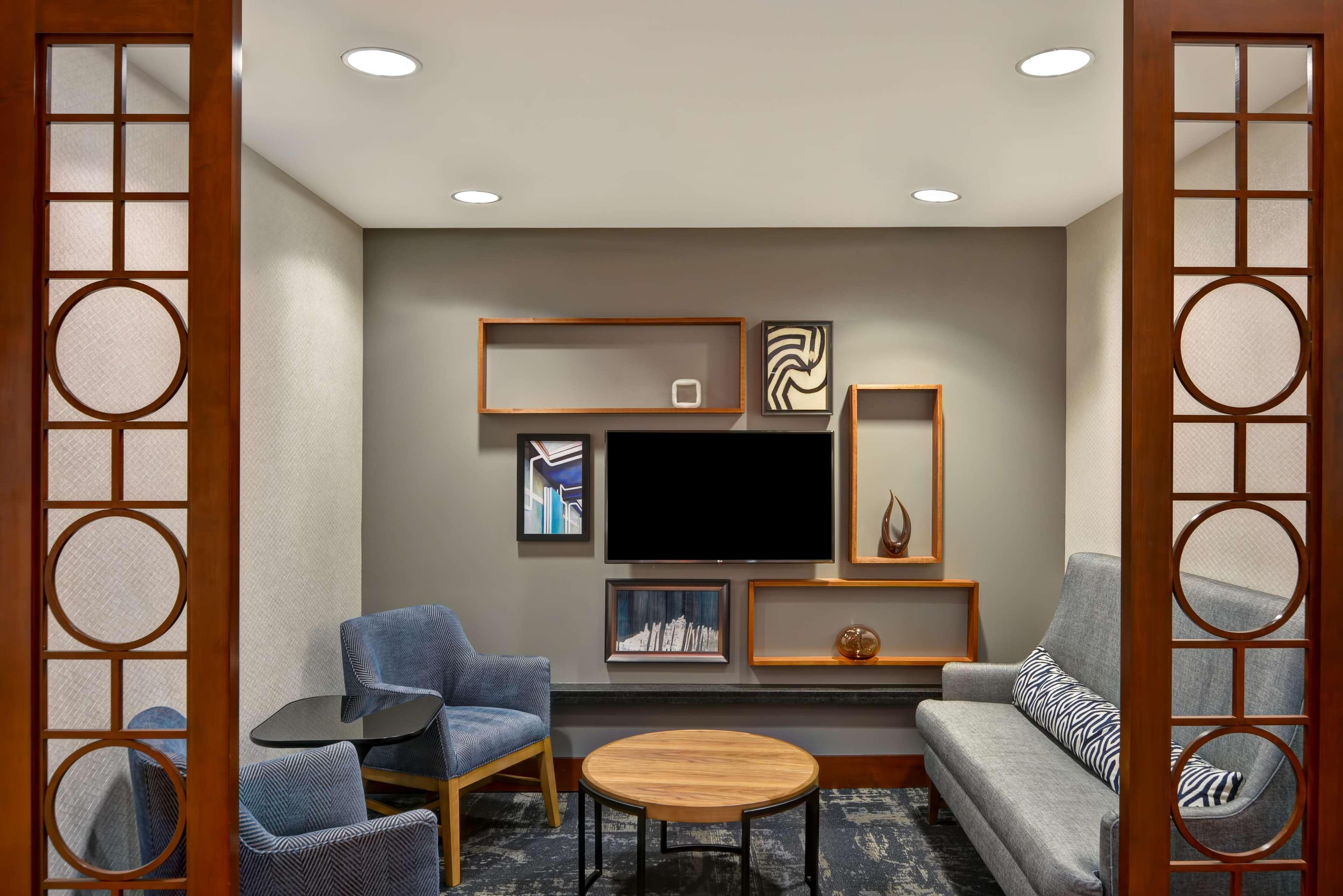 Hyatt Place Birmingham/Хувър Екстериор снимка