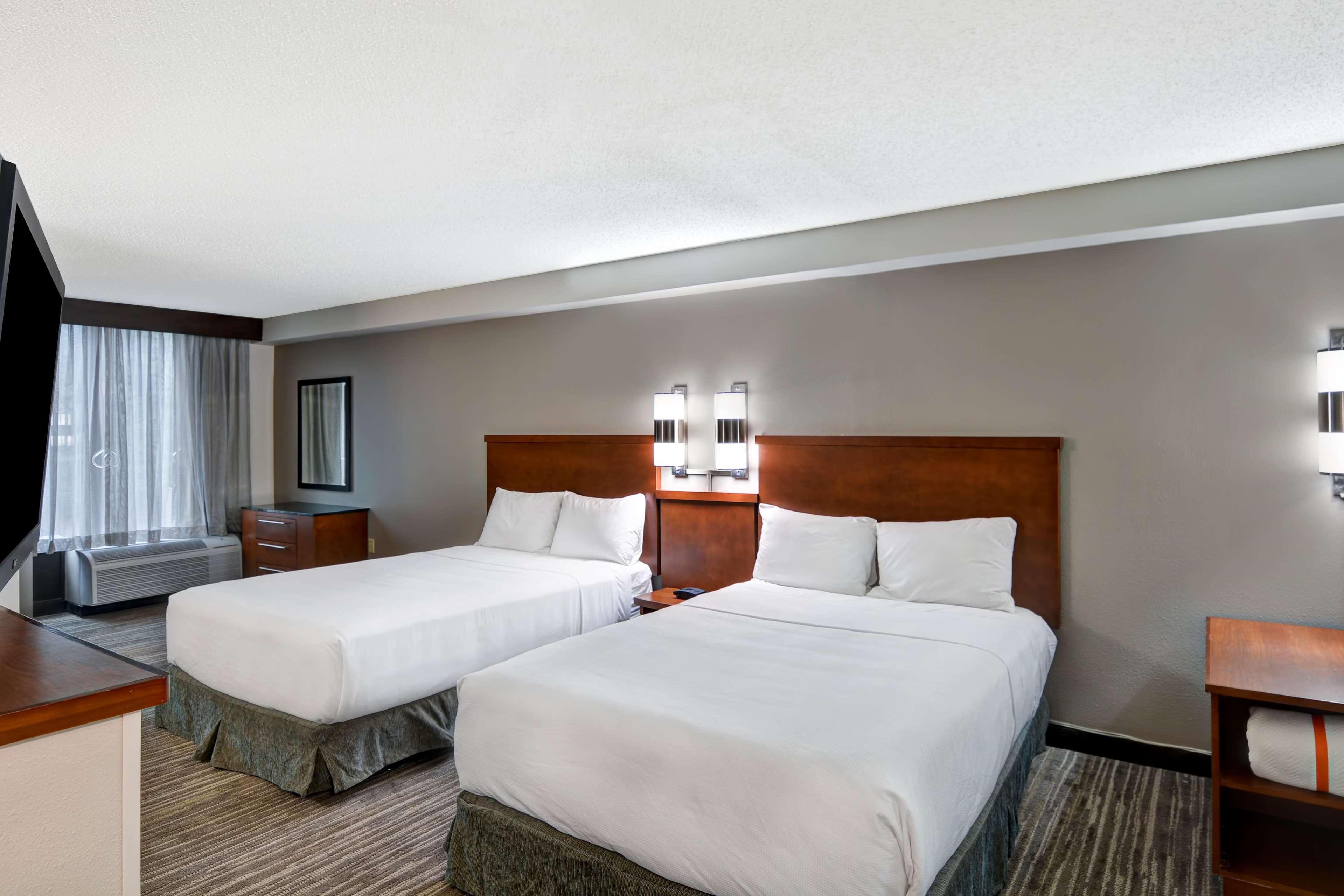 Hyatt Place Birmingham/Хувър Екстериор снимка